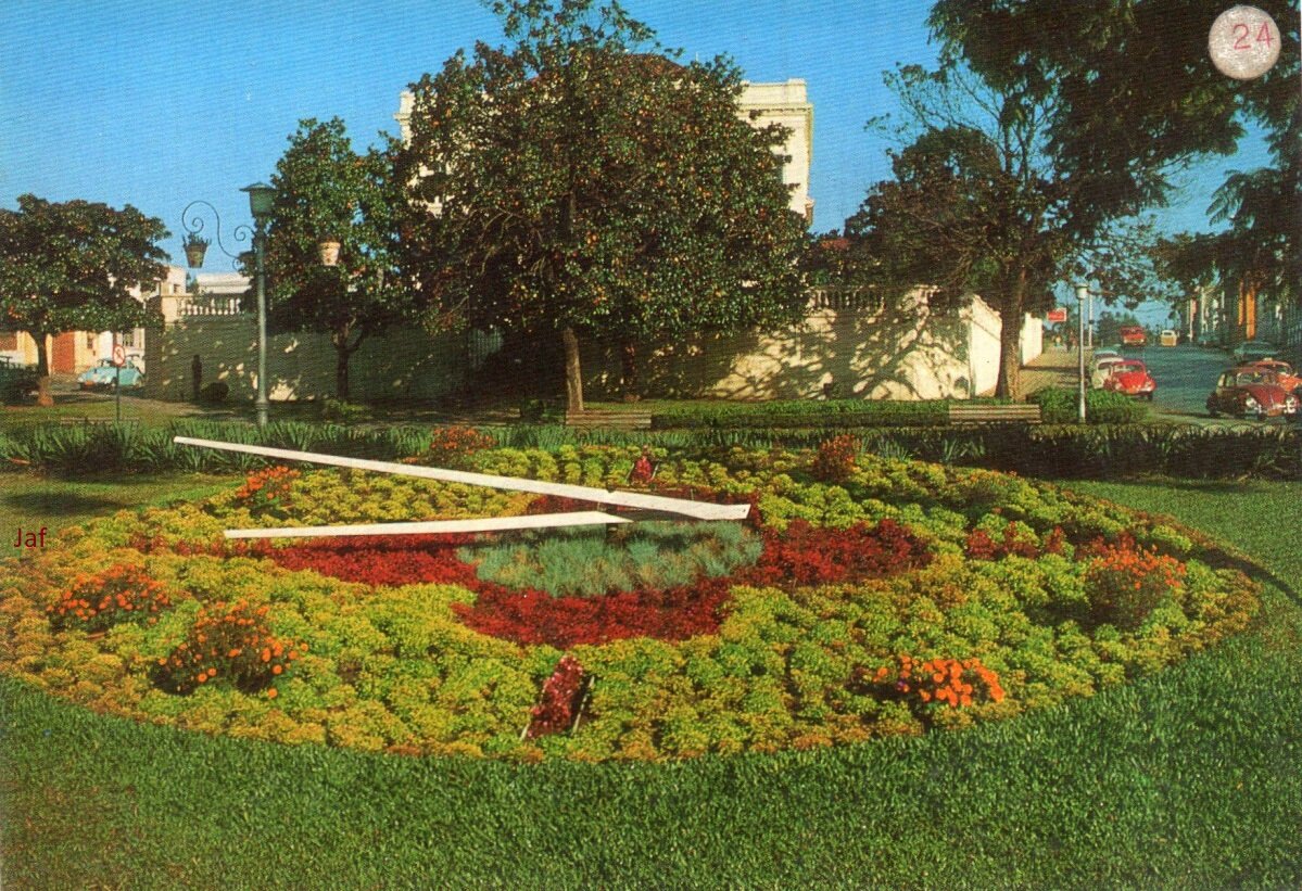 Relógio das Flores Praça Garibaldi - Década de 1970