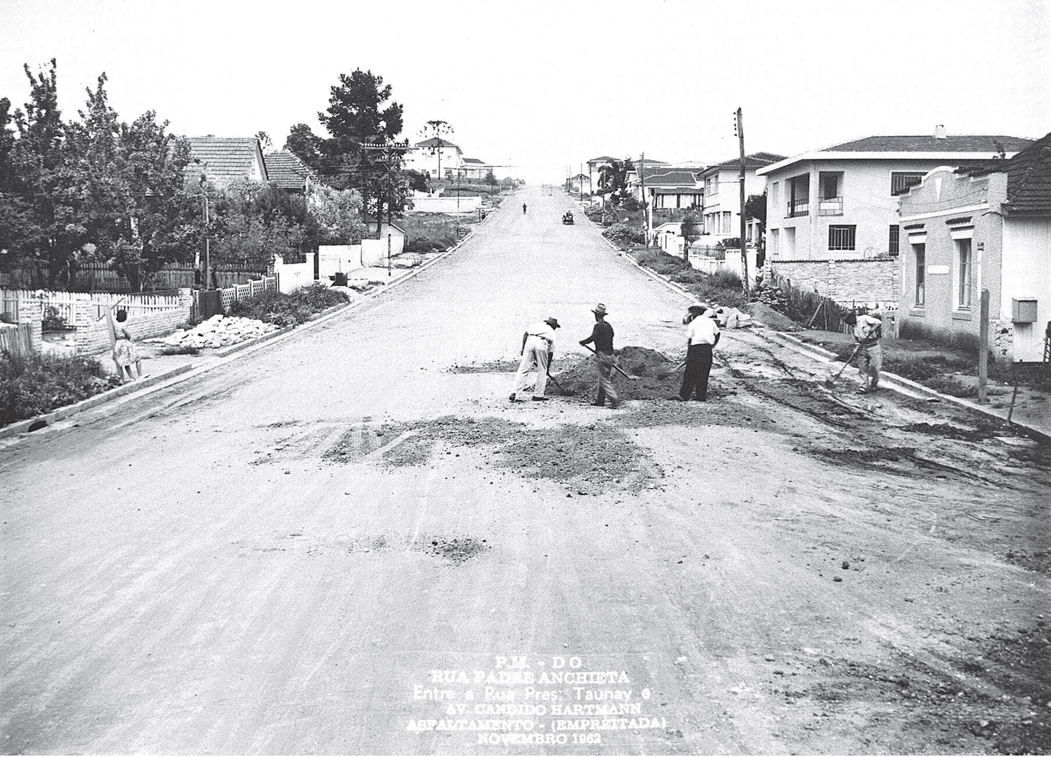 Asfalto na rua Padre Anchieta - 1962