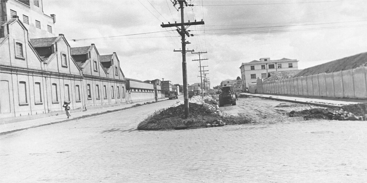 Pavimentação da avenida Ivahy - 1949