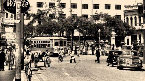 Rua Marechal Deodoro com a Praça Zacarias - 1949