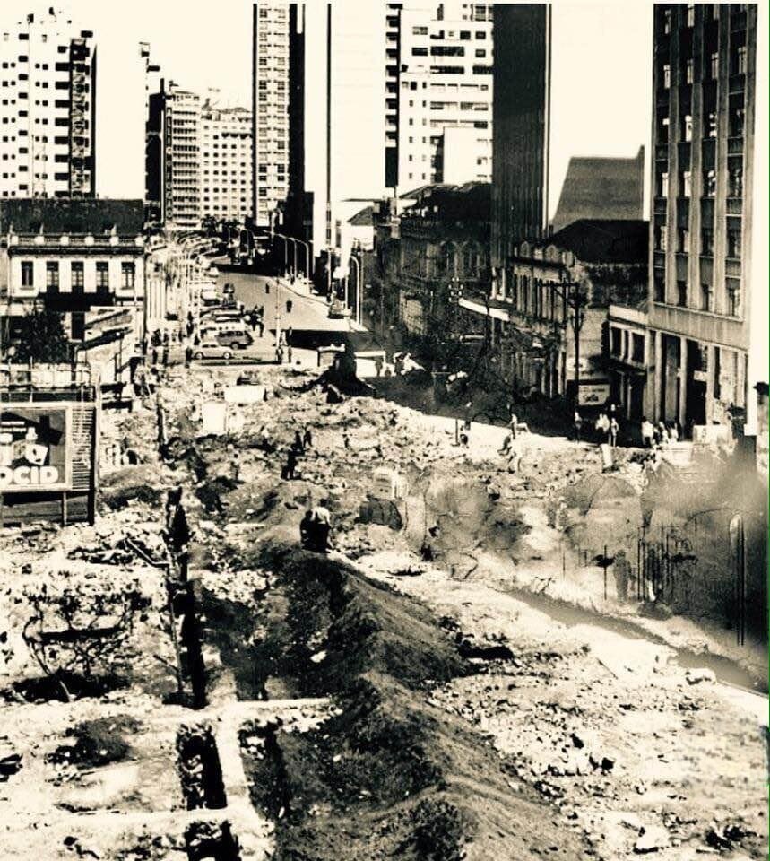 Alargamento da rua Marechal Deodoro - Década de 1960